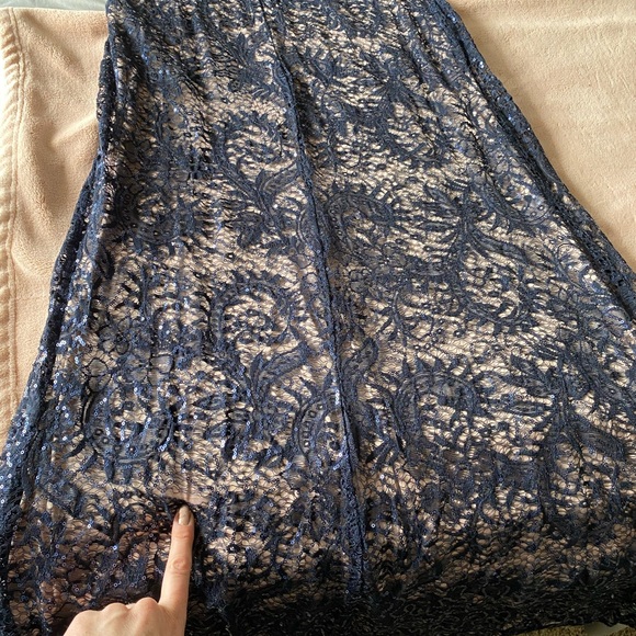 Blue Lace Gown/Formal Dress - Picture 4 of 4